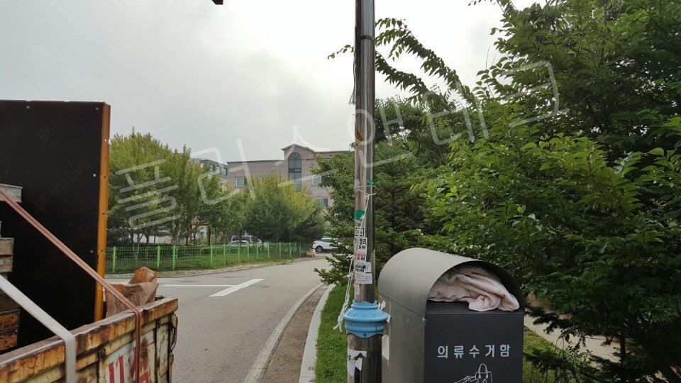 시공 전 경기 화성 생활도로구역 기존 전주 모습, 속도제한표지판 미설치 상태